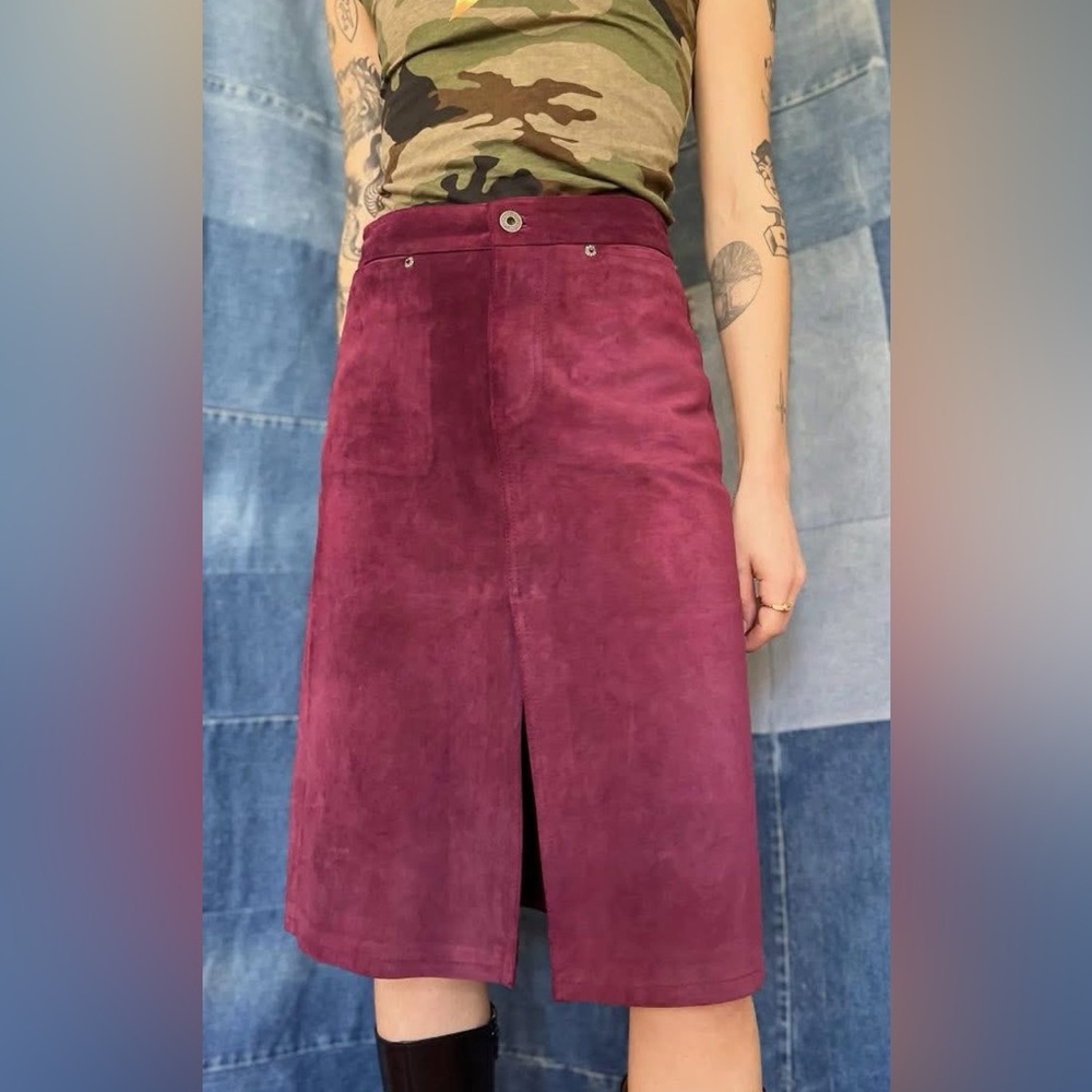 Vintage Y2K Gap Suede skirt